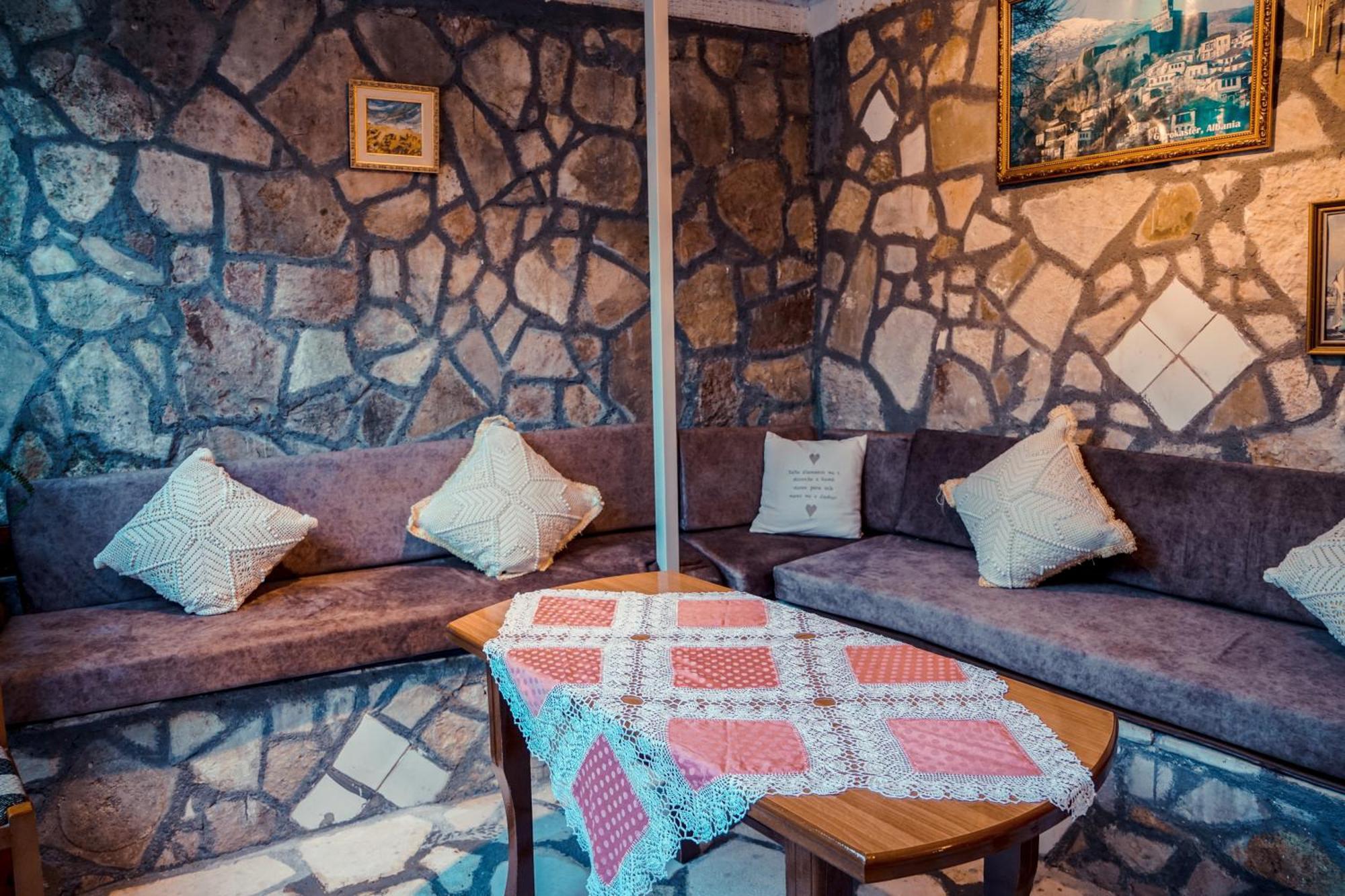 Guesthouse Arber Gjirokastër Exteriér fotografie