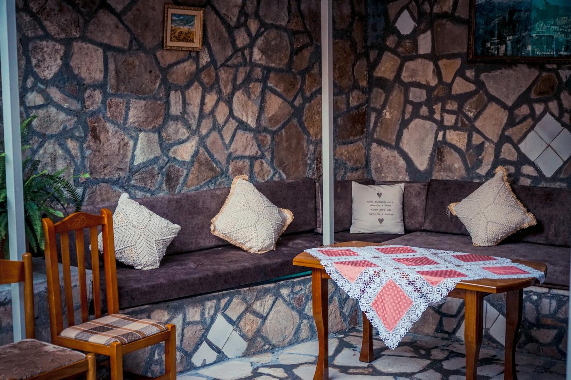 Guesthouse Arber Gjirokastër Exteriér fotografie